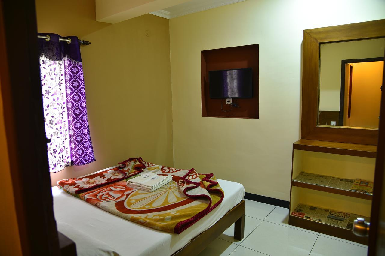 Ezhil Residency Hotell Kodaikanal Eksteriør bilde